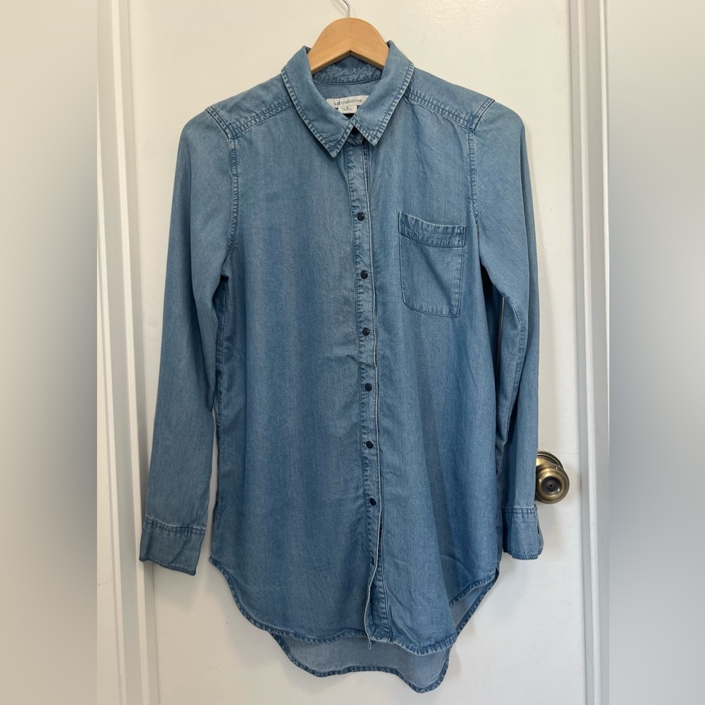 NWT LIZ CLAIBORNE women demin shirt/blouse